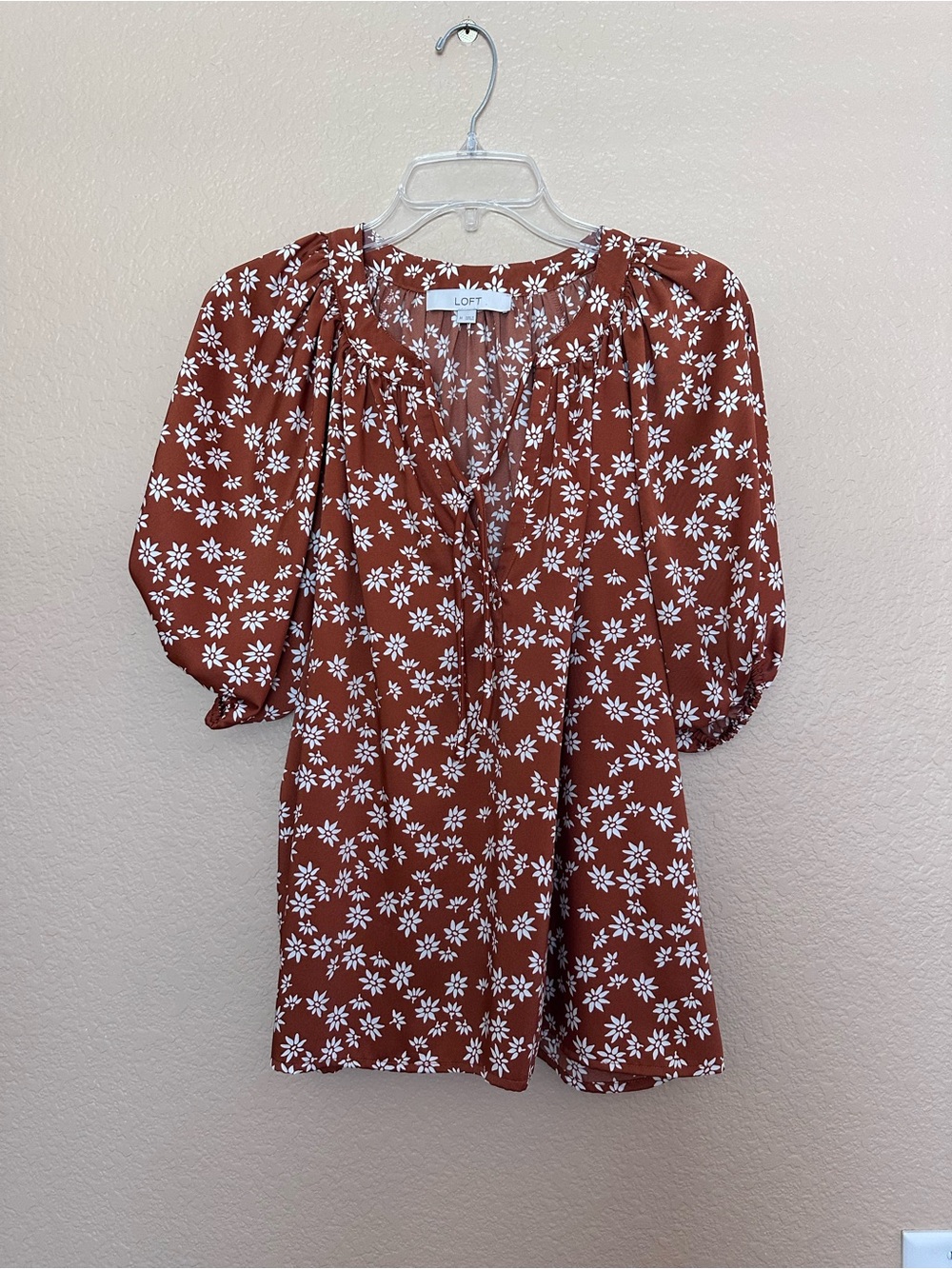 LOFT Rust Floral Puff-Sleeve Blouse